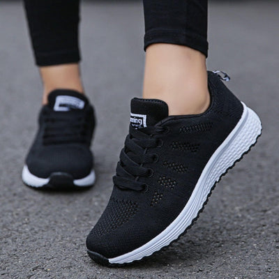 Zoe - Mesh Running Sneakers