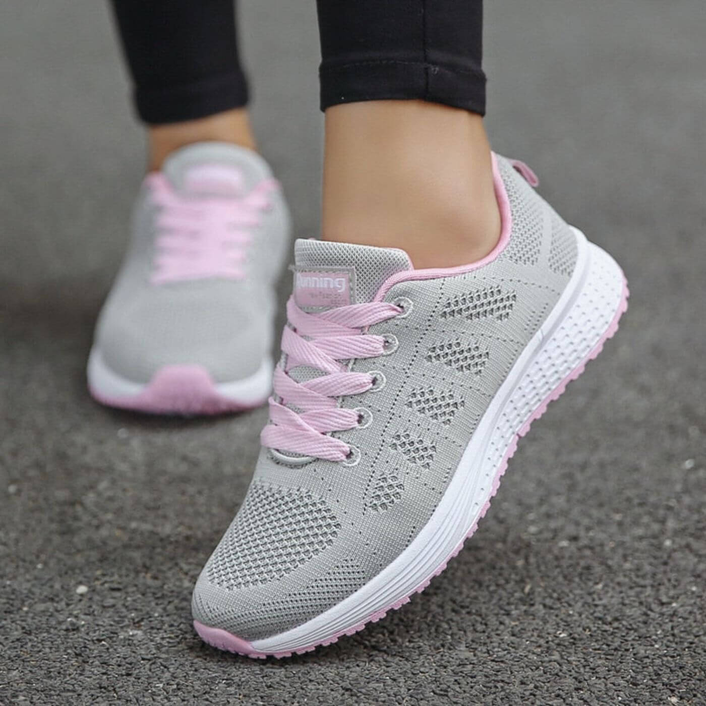 Zoe - Mesh Running Sneakers